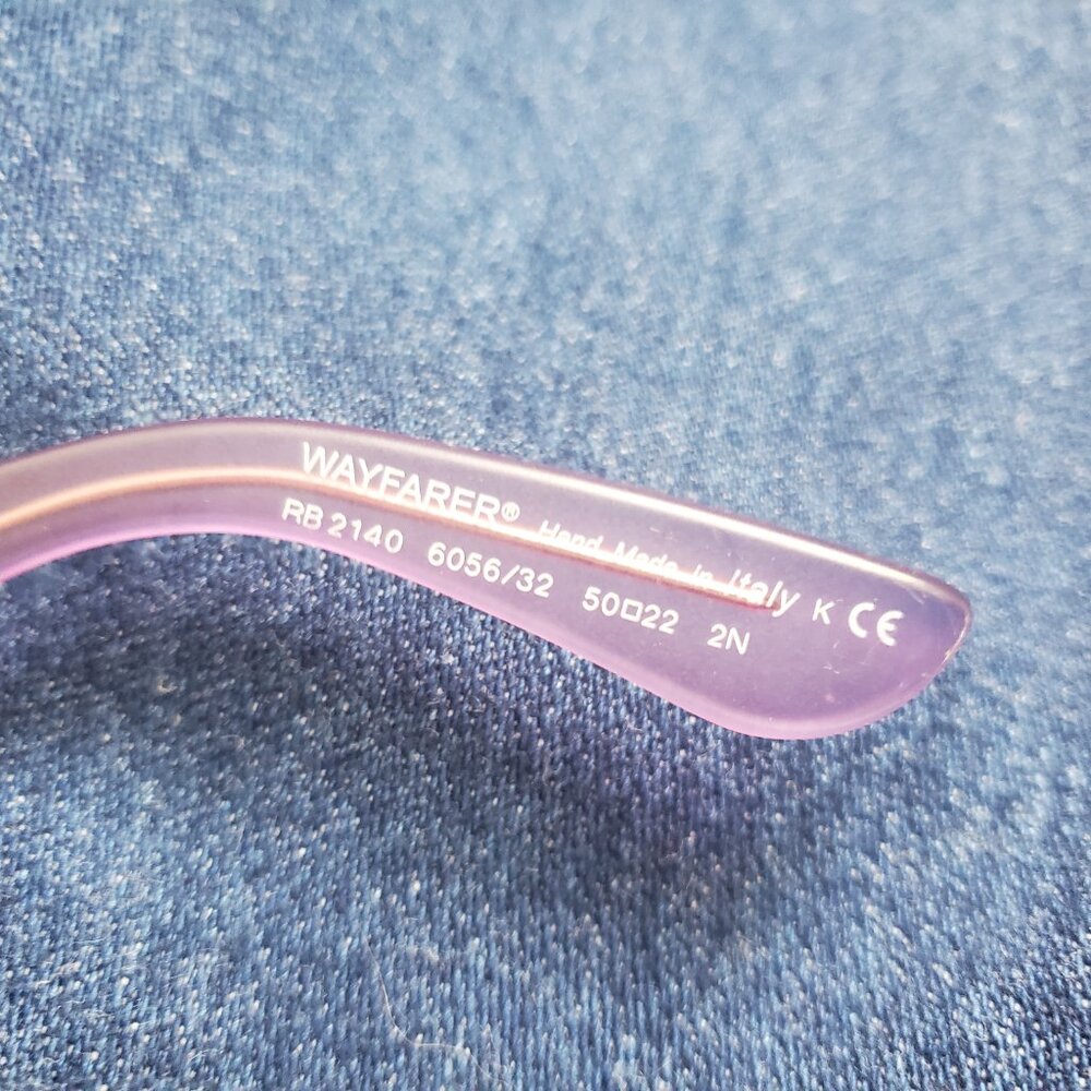Ray Ban Wayfarer Sunglasses Ice Pop Strawberry - Picture 6 of 8